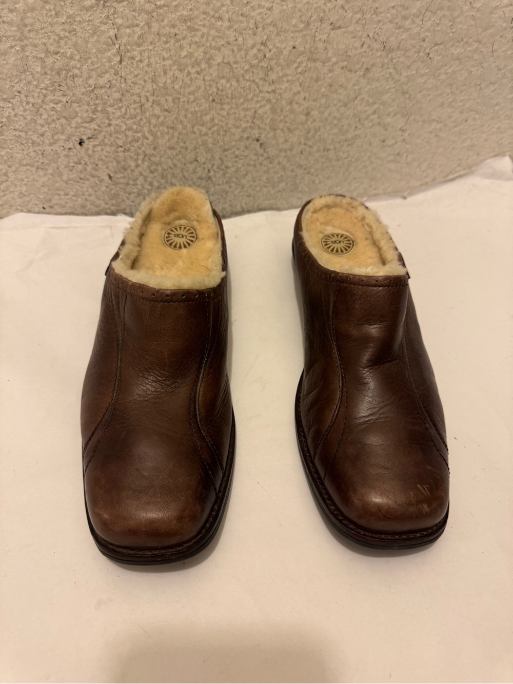 UGG Womens 10 Langford Brown Pudding Mule Shoes Clogs Shearling Fur 5744 Loafer